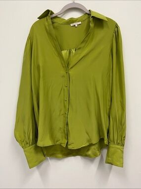 Gold Hawk 100% silk  Olive Green Button-Front Women’s Blouse size S